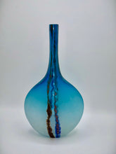 Afbeelding in Gallery-weergave laden, Gesigneerde Barbini Murano vaas – 32 cm hoog, handgemaakt Italiaans kunstglas met label (jaren ’60–’70)
